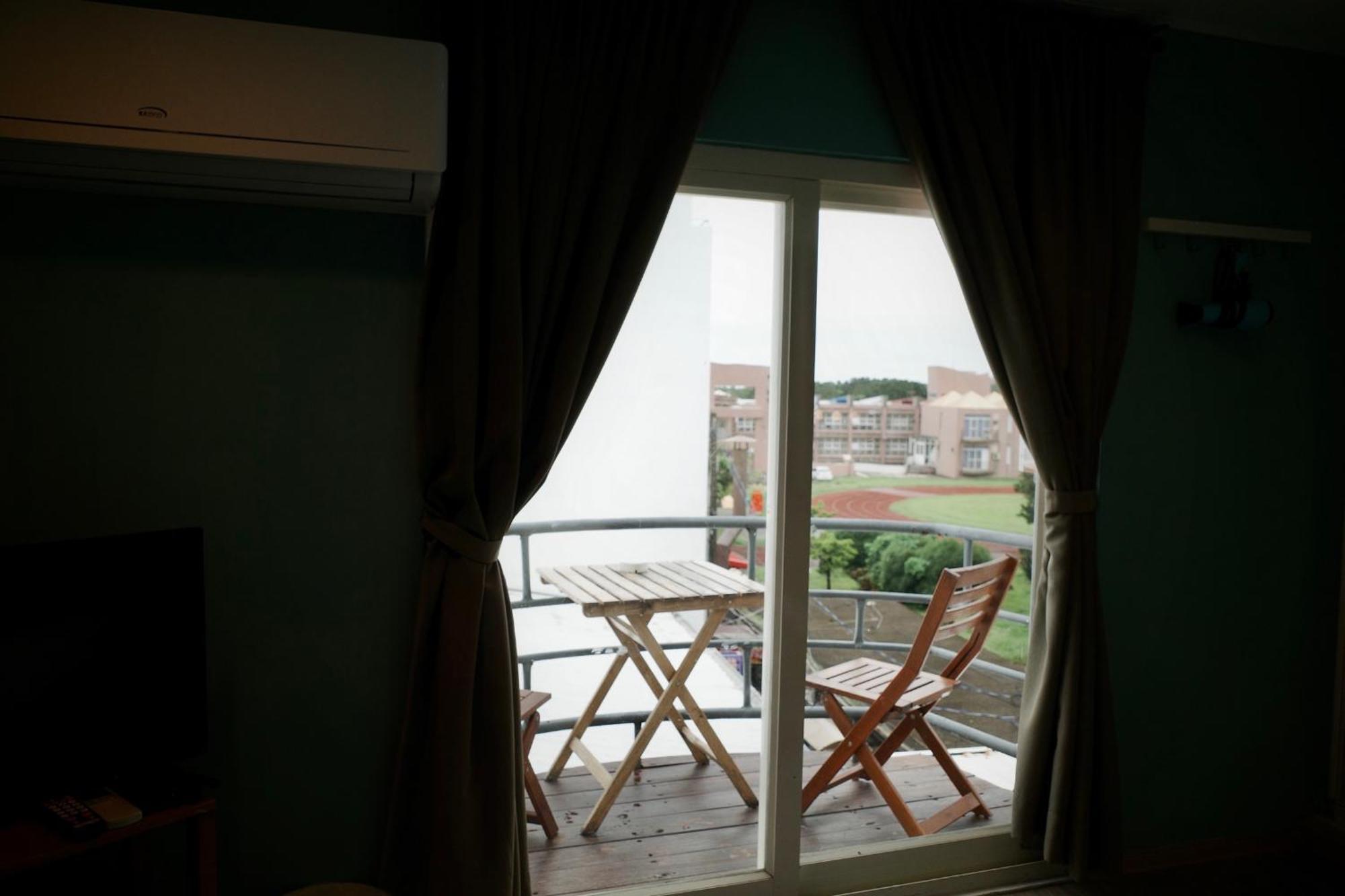 海中天旅店 Sea Of The World B&B Kenting Εξωτερικό φωτογραφία